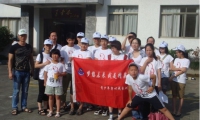 本課程通過五天四夜的團體動態訓練、能量自信激發、團體協作與溝通能力訓練、感恩與愛心洞見、智慧與人生目標管理、面對壓力與創新思維訓練等環節，************一位21世紀新時代需要的******品質，讓孩子贏在心態、贏在和諧！我們衷心祈盼孩子的心靈得到凈化，智慧得到增長，讓每